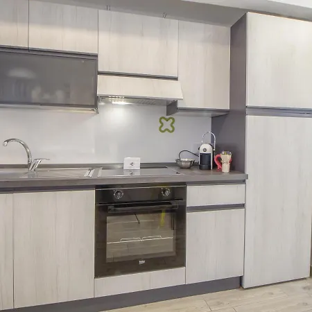 Con 2 E 2 Bagni In Centro Con Parcheggio