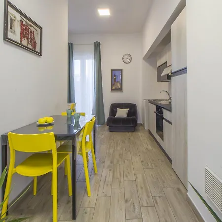 Con 2 E 2 Bagni In Centro Con Parcheggio Lejlighed Matera