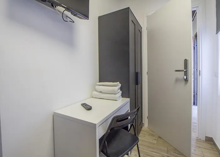 Apartment Con 2 E 2 Bagni In Centro Con Parcheggio *