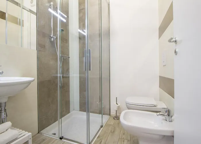 Con 2 E 2 Bagni In Centro Con Parcheggio